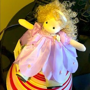 COPY - Musical doll Gemini 5/21-6/20 plays fur Elise